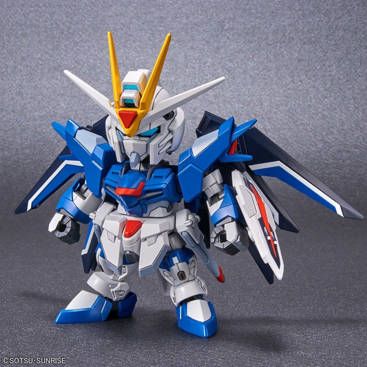 SD Gundam EX-Standard Rising Freedom Gundam.